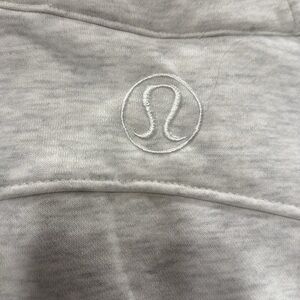 Lulu short sweatshirt